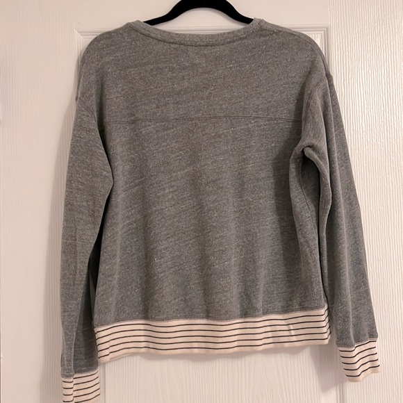 SUNDRY “Bonjour Winter” Sweatshirt - Picture 4 of 7